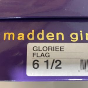 Madden Girl Gloriee Flag